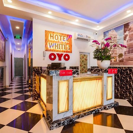 Oyo 471 White 1 Hotel Ho Či Minovo Město Exteriér fotografie